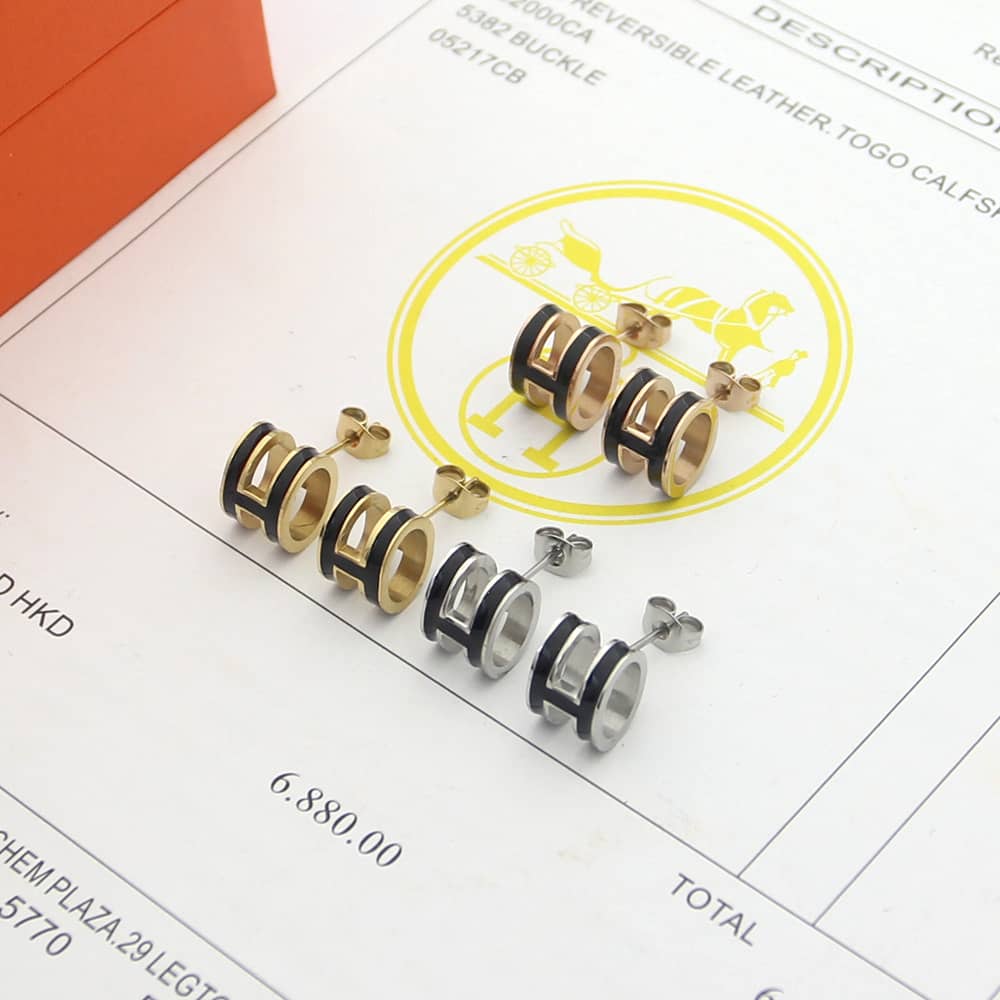 Knockoff H**me5 Logo Earring
