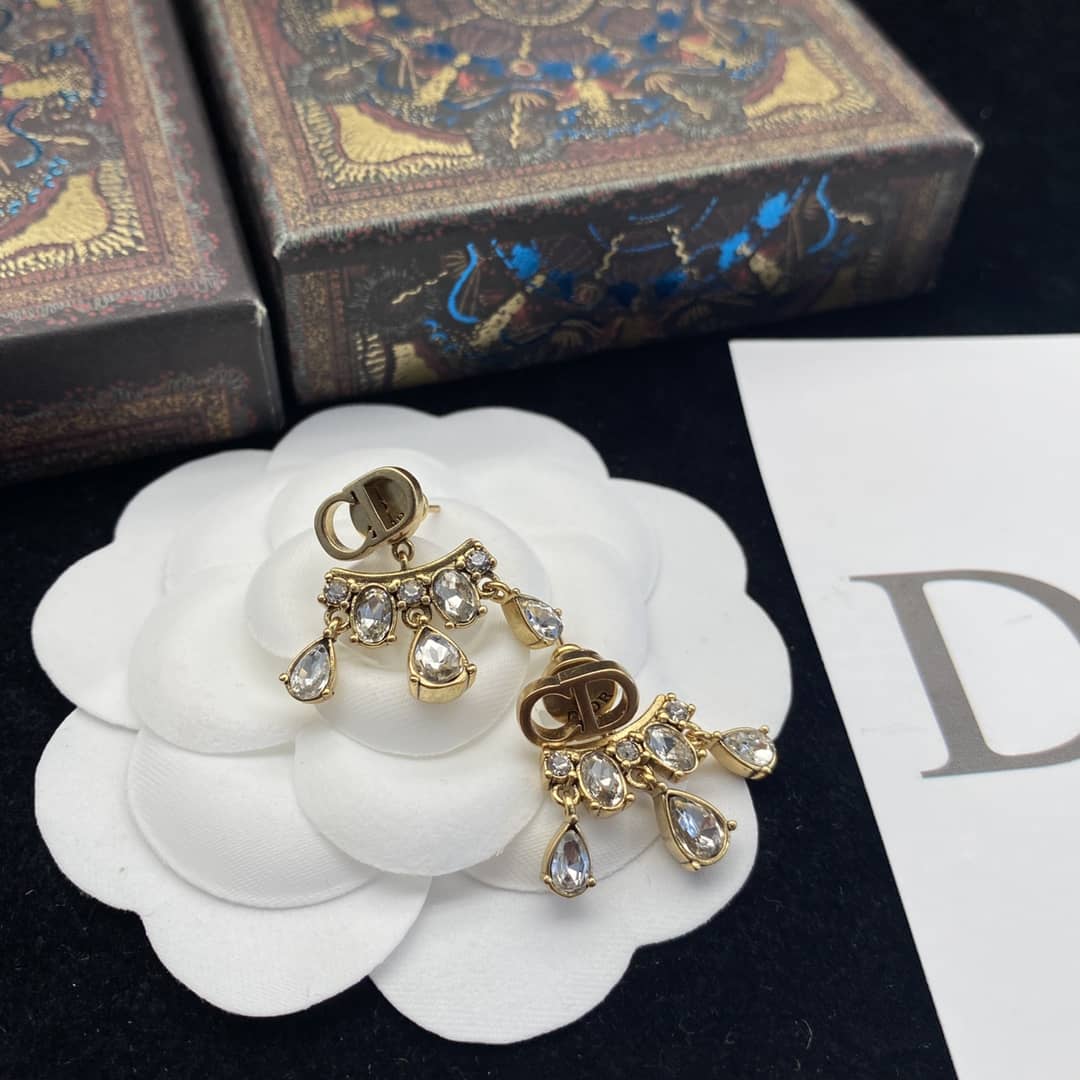 7 Star Chr1st1an D10r Earring