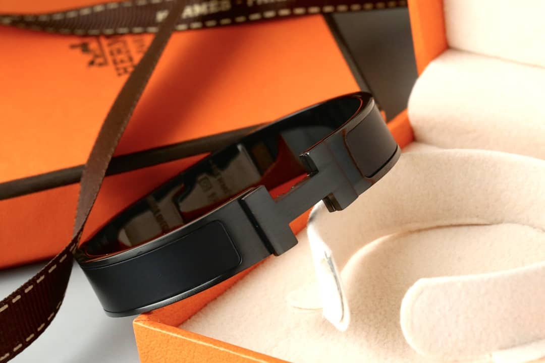 H**me5 Bracelet First Copy