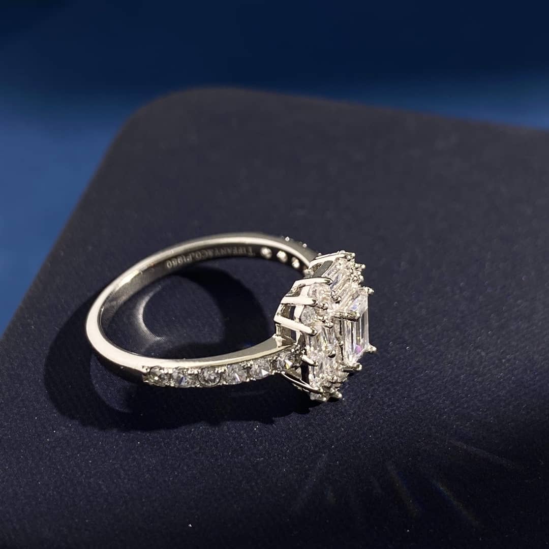 High Quality T*f*ny Ring