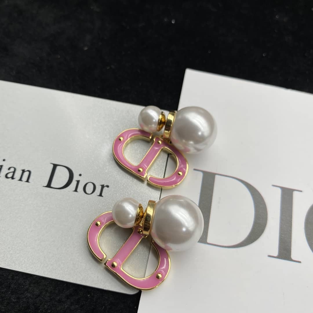 Wholesale Chr1st1an D10r Logo Earring