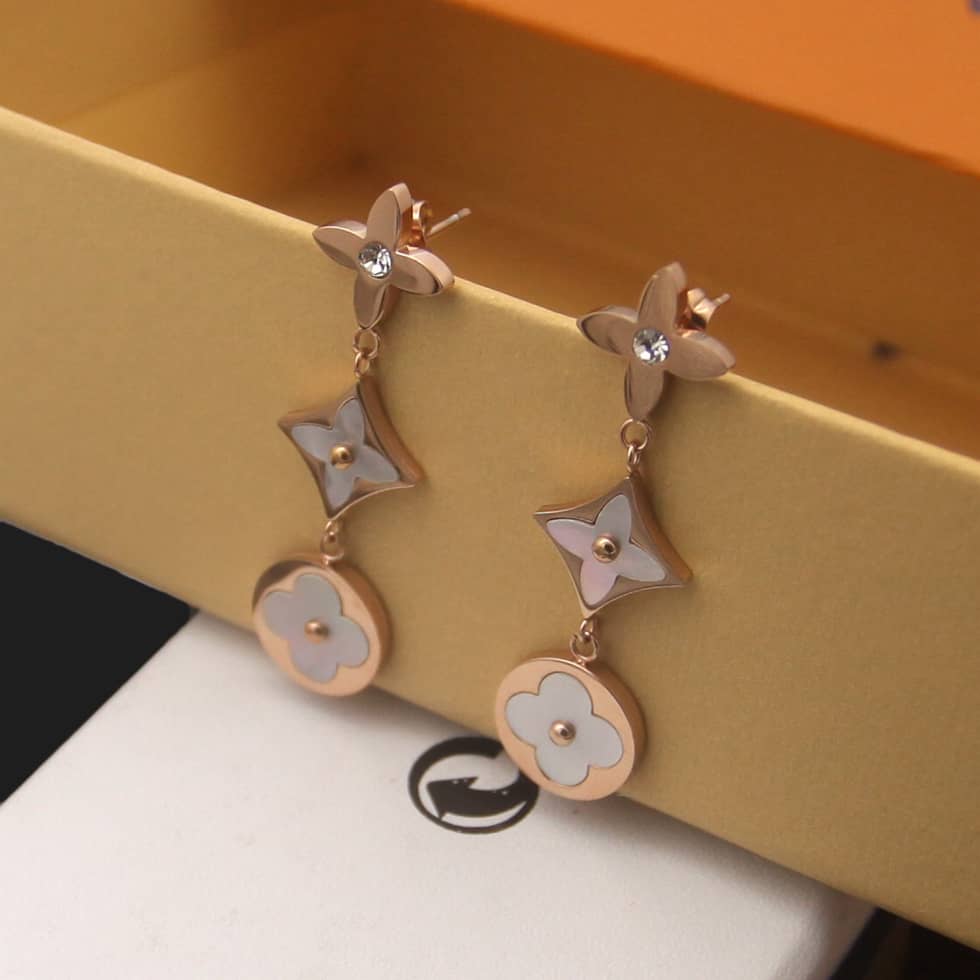 7 Star L0vis Vvtt0n Earring