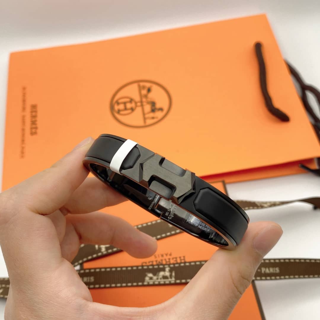 Luxury H**me5 Classic AAA+ Bracelet