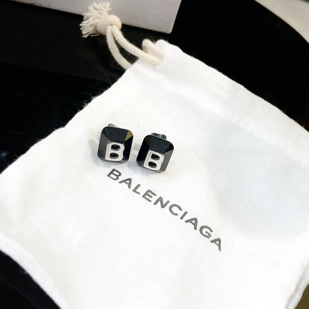 Ba1en*iaga Earring Dupes Logo