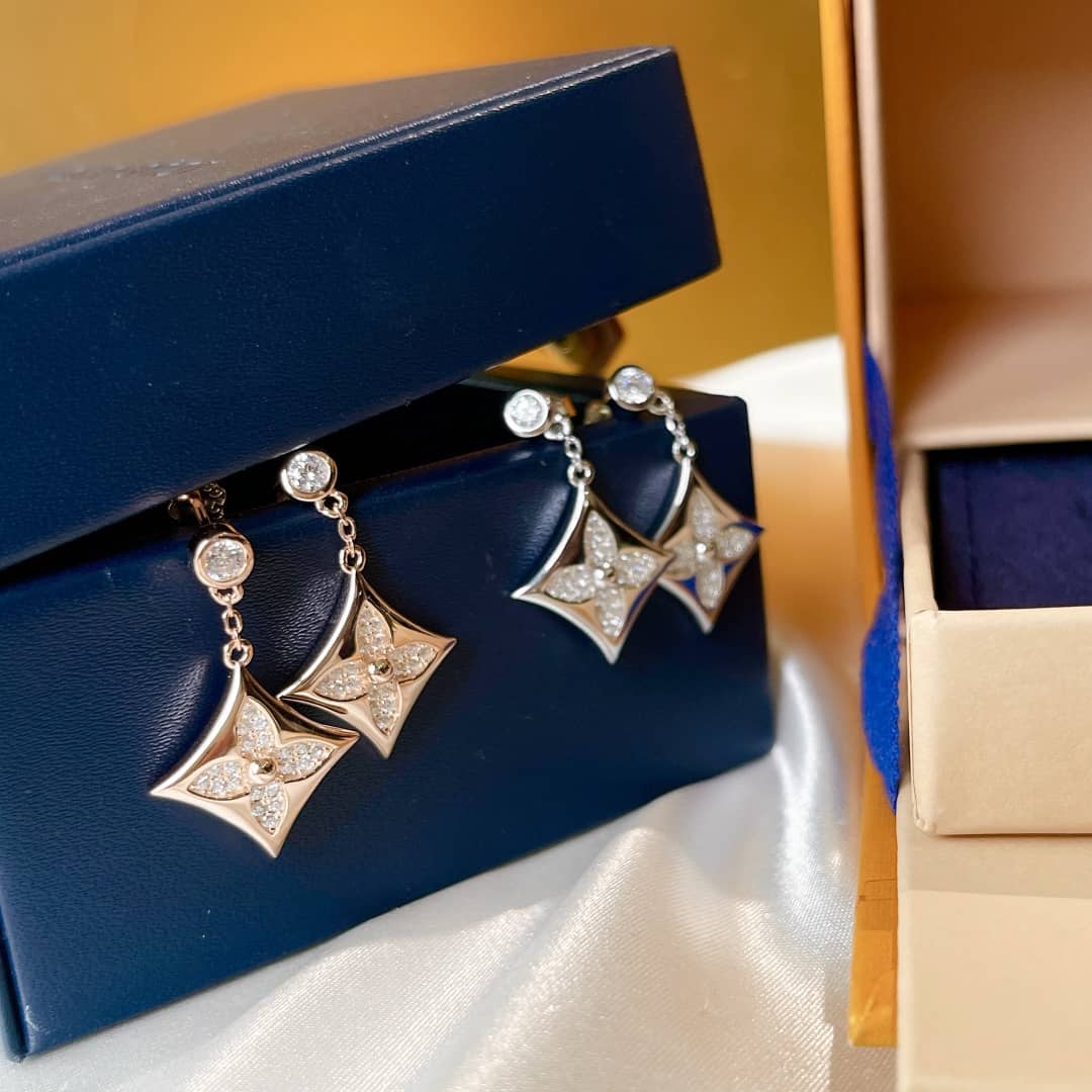 7 Star L0vis Vvtt0n Earring