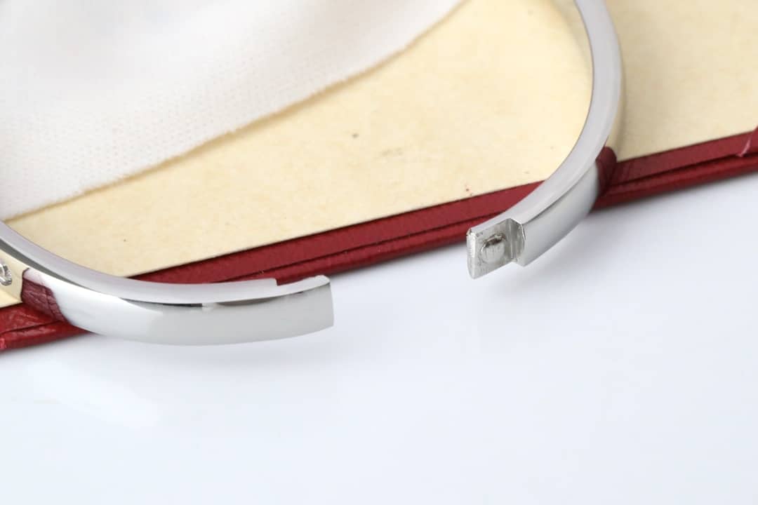 Ca*t1er Bracelet Dupe