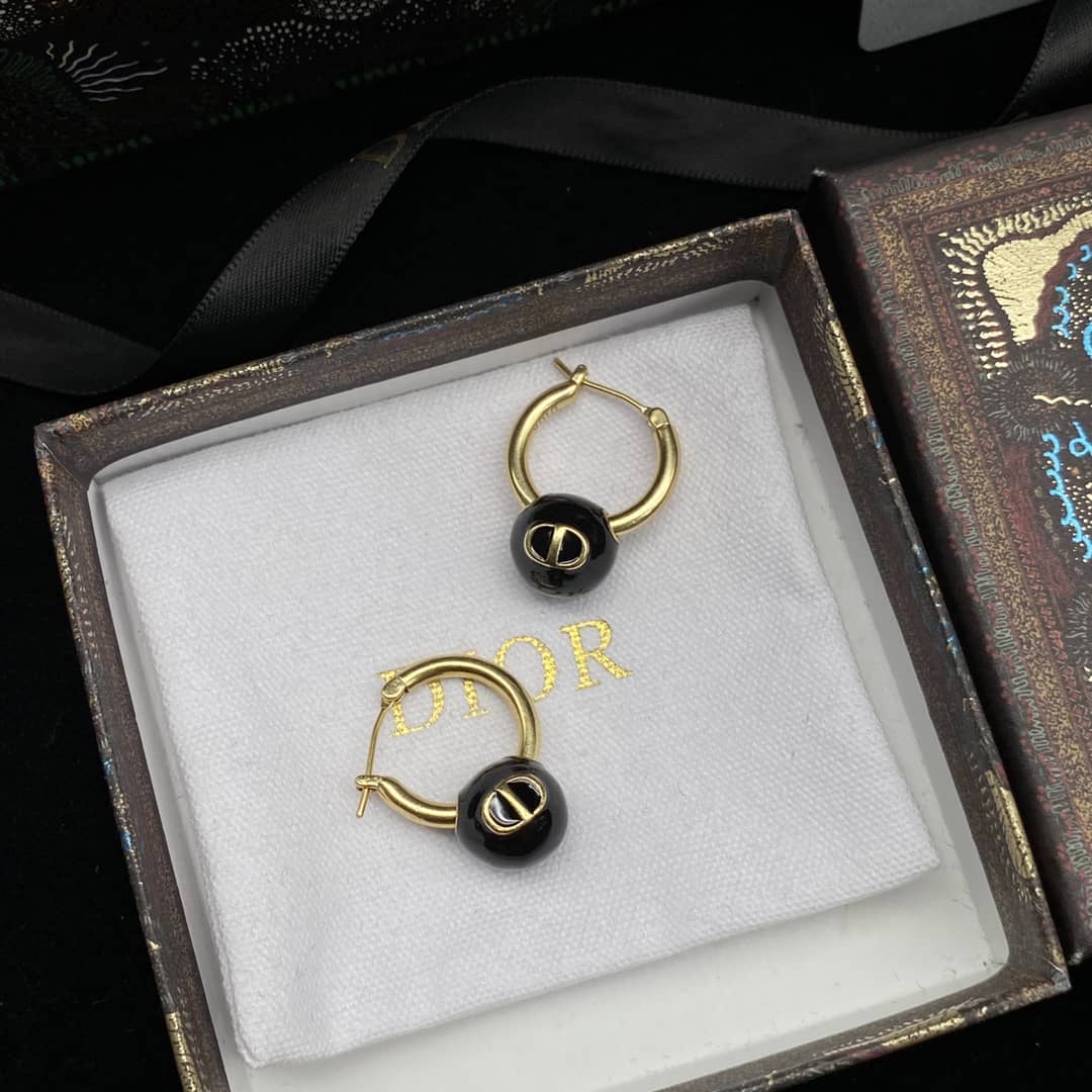 Wholesale Chr1st1an D10r AAA+ Earring