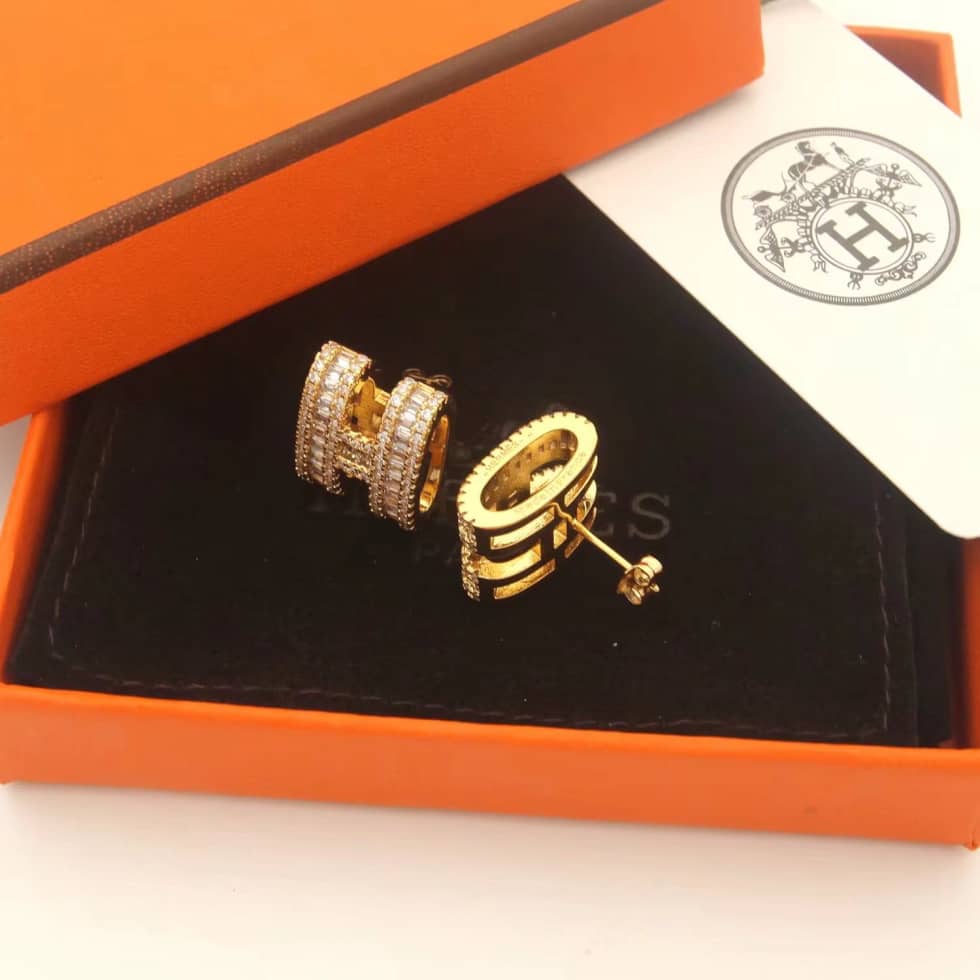 H**me5 Earring First Copy