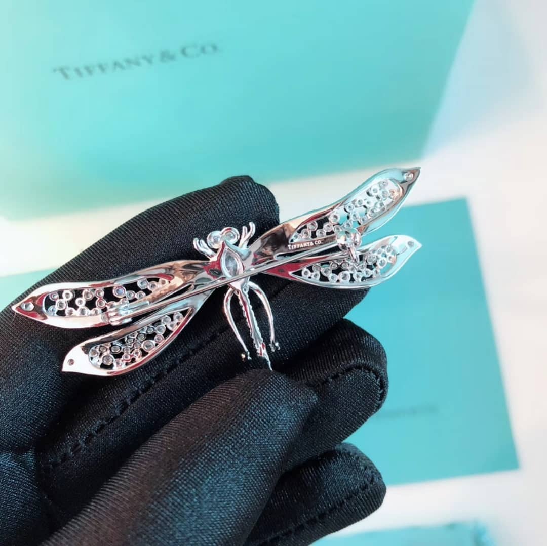 Fake T*f*ny Logo Brooch