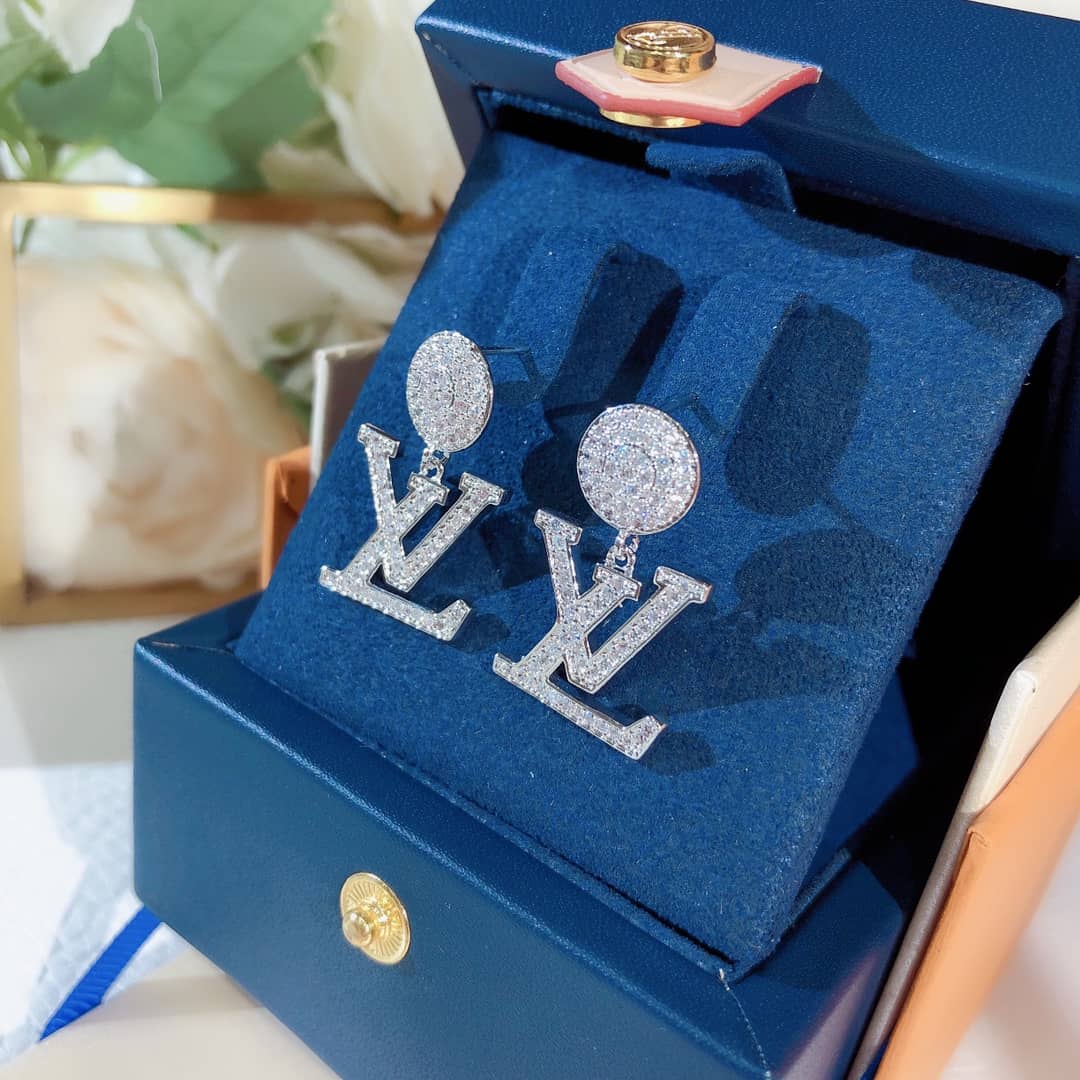 Best L0vis Vvtt0n Classic Earring