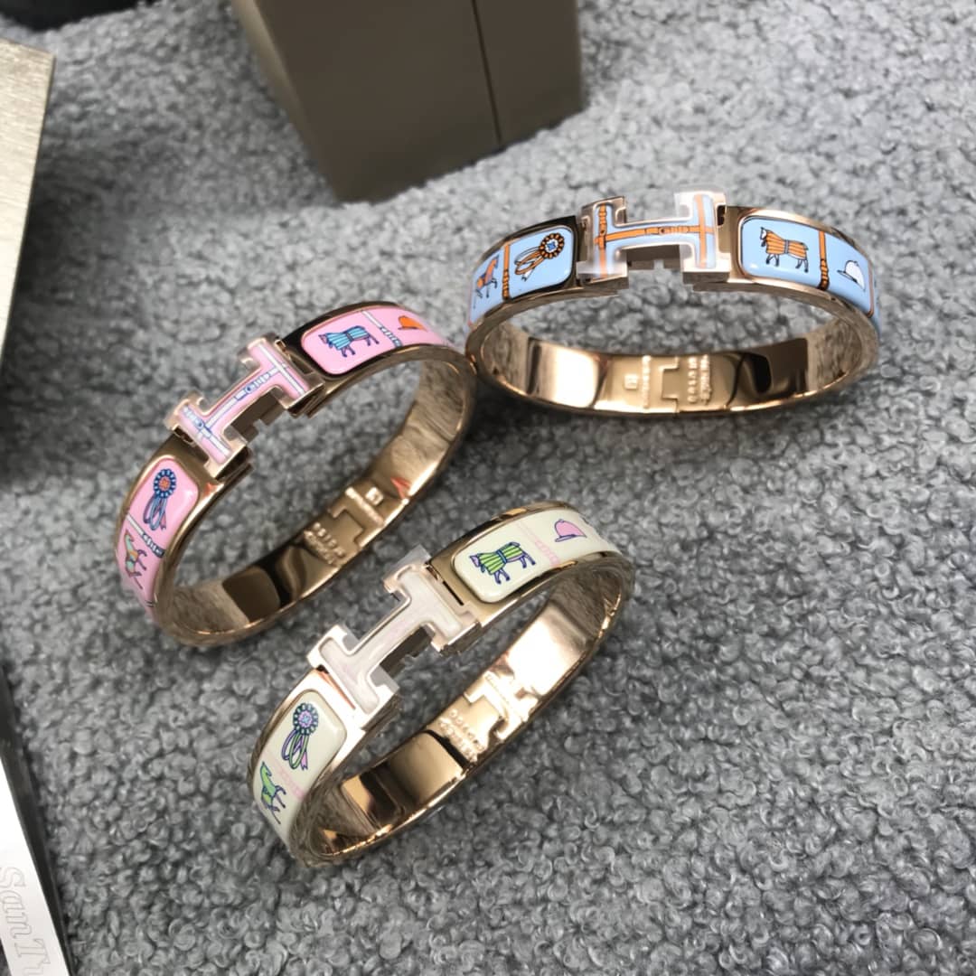 H**me5 Bracelet Copy