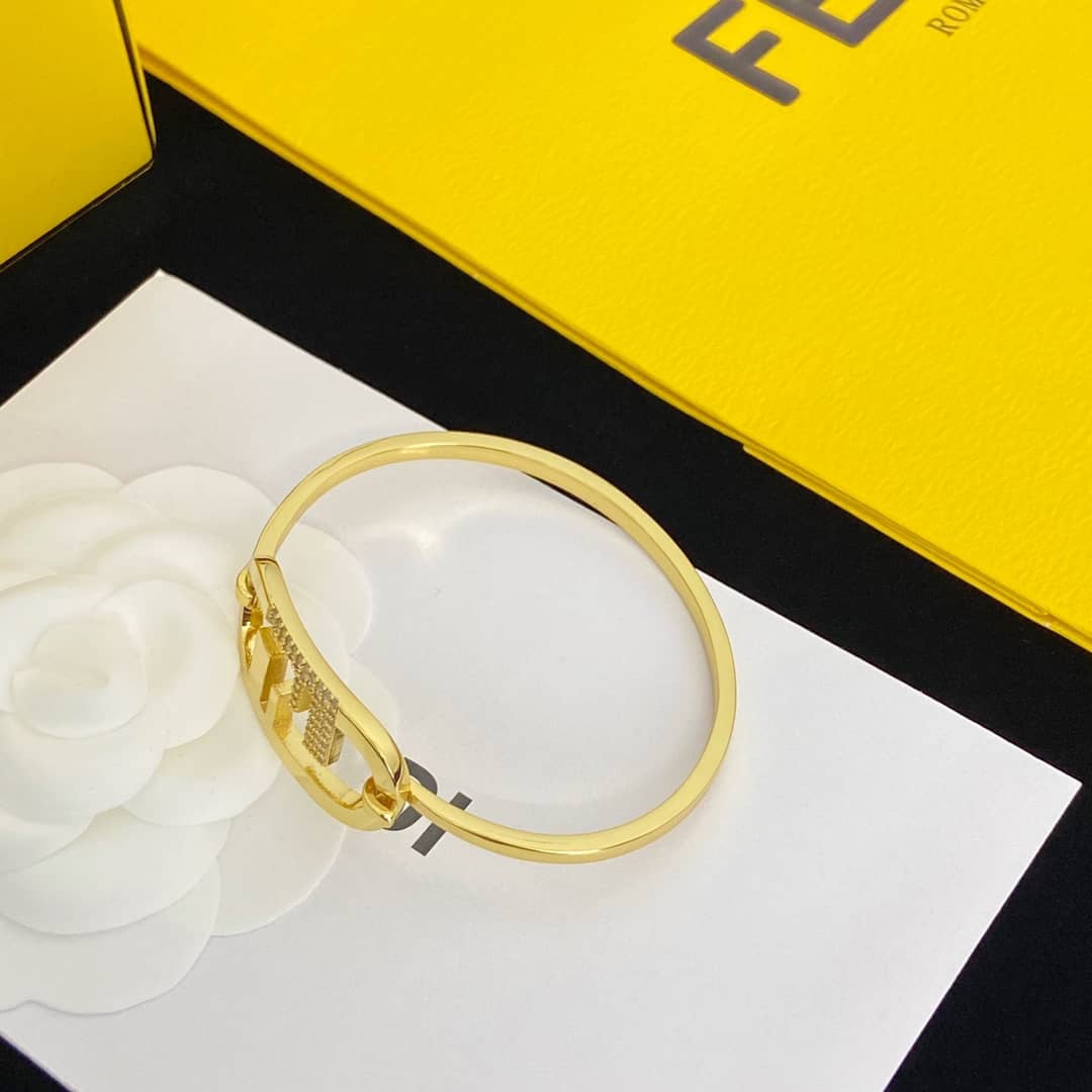 F**di Bracelet First Copy