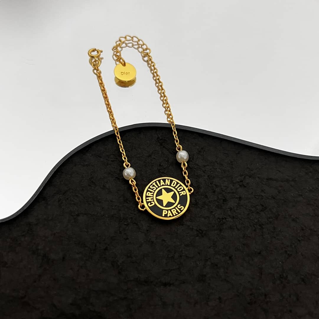 Knockoff Chr1st1an D10r Logo Bracelet