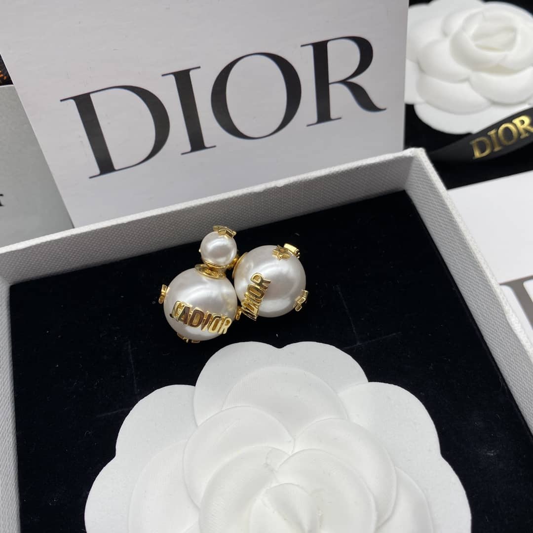 Chr1st1an D10r Earring For Sale