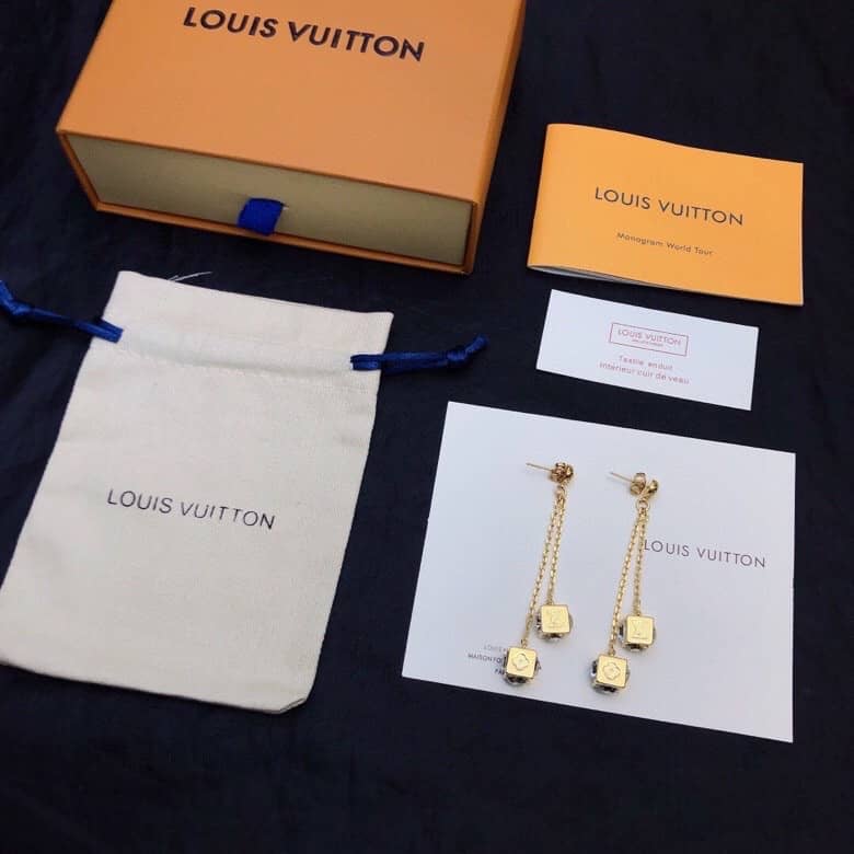 L0vis Vvtt0n Earring Copy