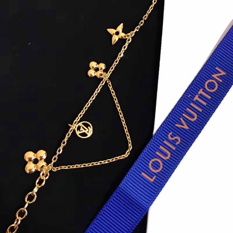 Wholesale L0vis Vvtt0n Logo Necklace