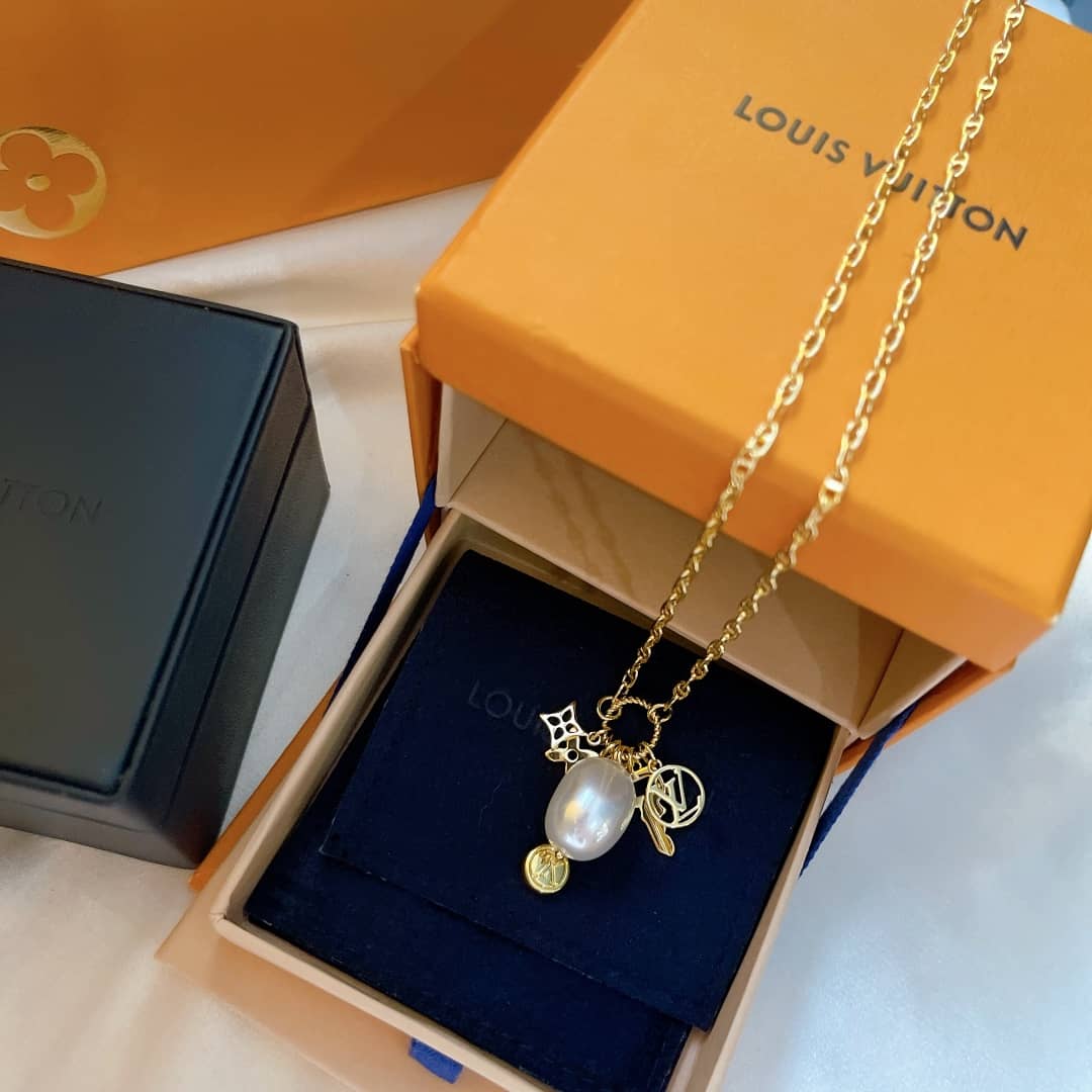 Replica L0vis Vvtt0n Necklace