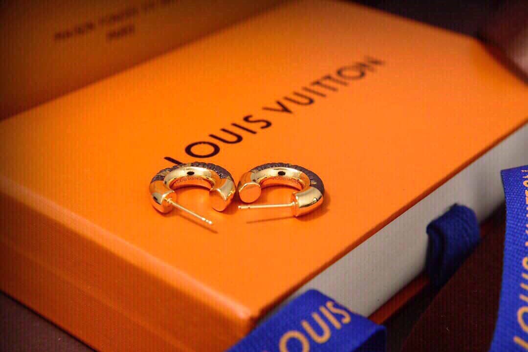 L0vis Vvtt0n Earring Copy