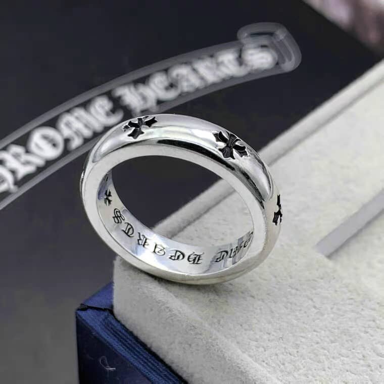 Best Ch*0me He**ts Classic Ring