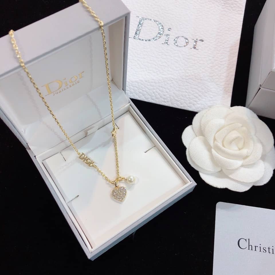 Best Chr1st1an D10r Classic Necklace