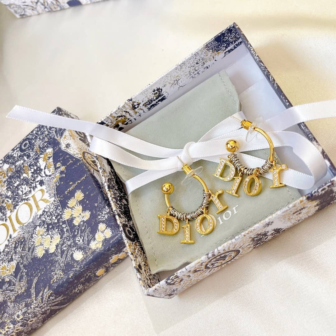 Wholesale Chr1st1an D10r AAA+ Earring