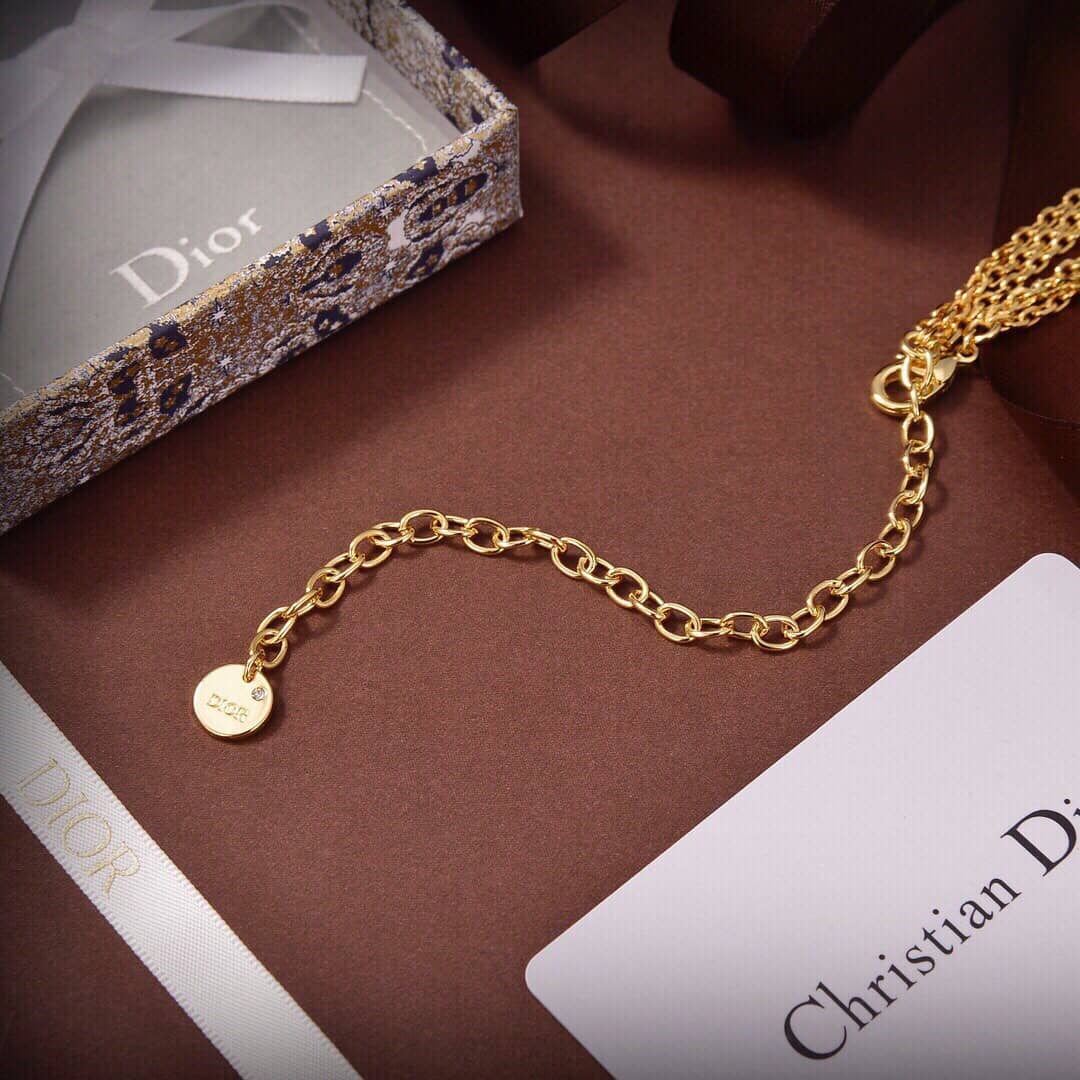 Luxury Chr1st1an D10r Classic AAA+ Necklace