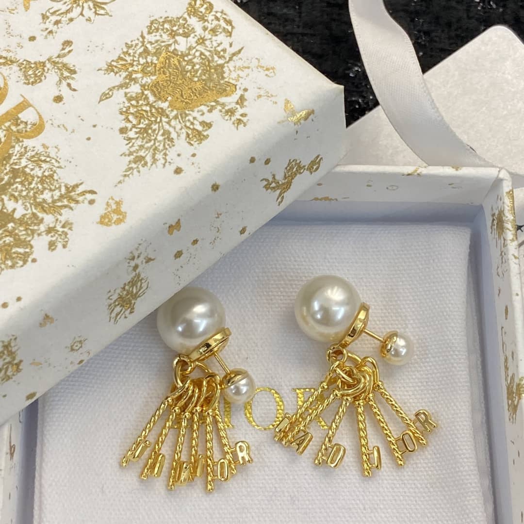 Replica Chr1st1an D10r Earring