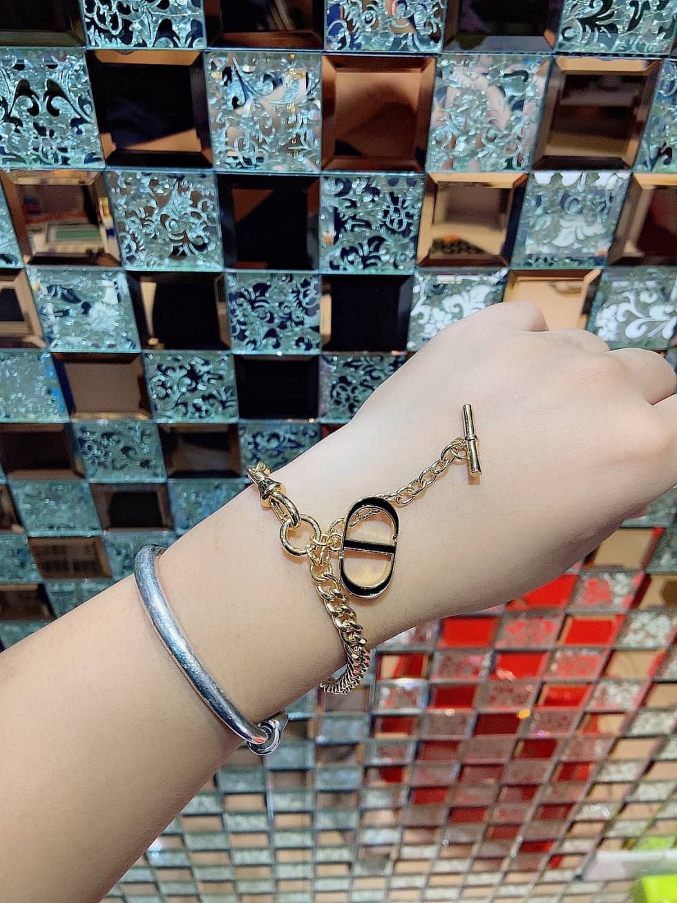 Chr1st1an D10r Bracelet First Copy