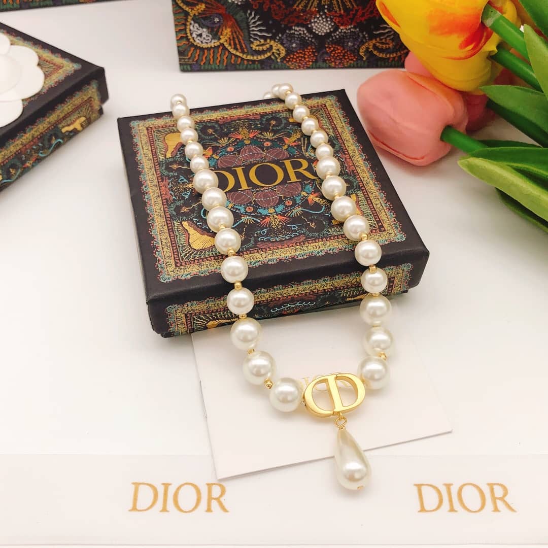 Knockoff Chr1st1an D10r Logo Necklace