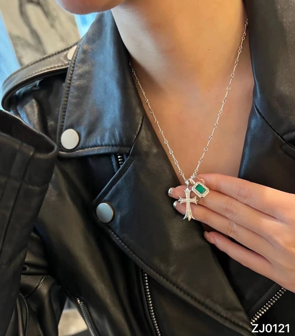 Ch*0me He**ts Necklace For Sale