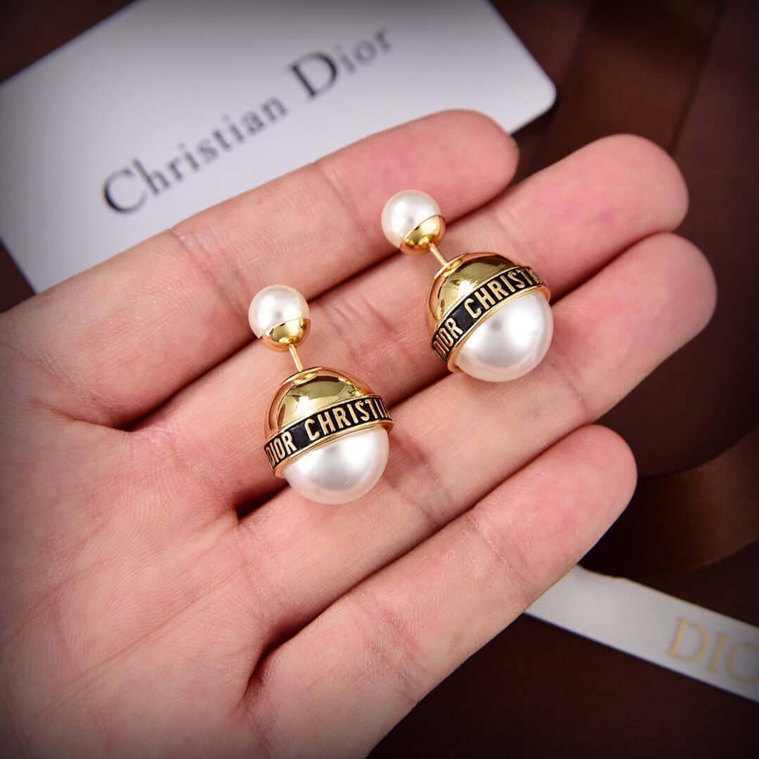 Chr1st1an D10r Earring First Copy