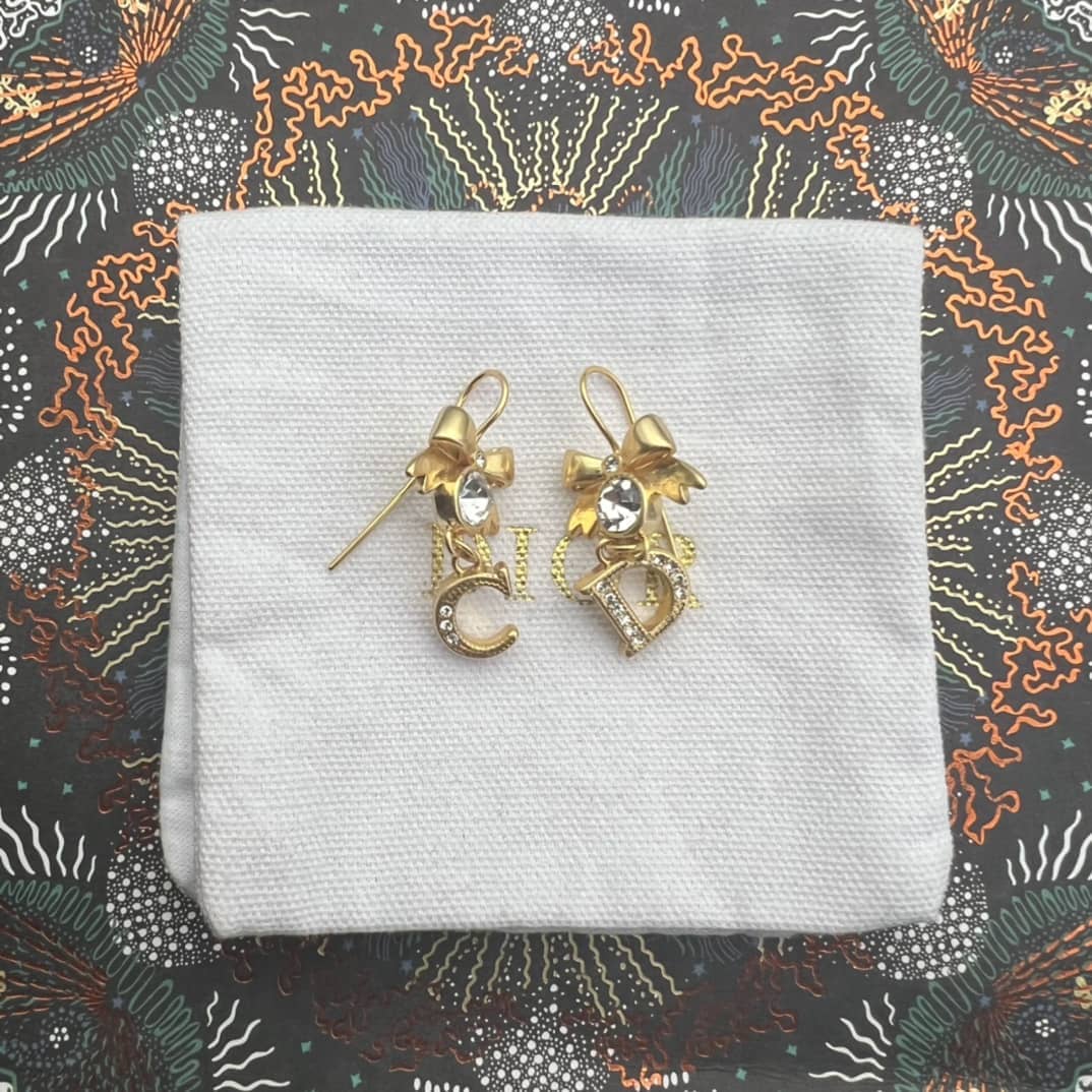 Knockoff Chr1st1an D10r Logo Earring