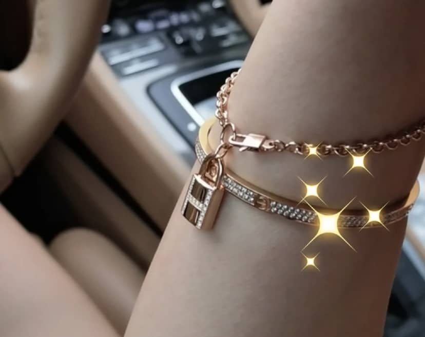 Wholesale H**me5 Logo Bracelet