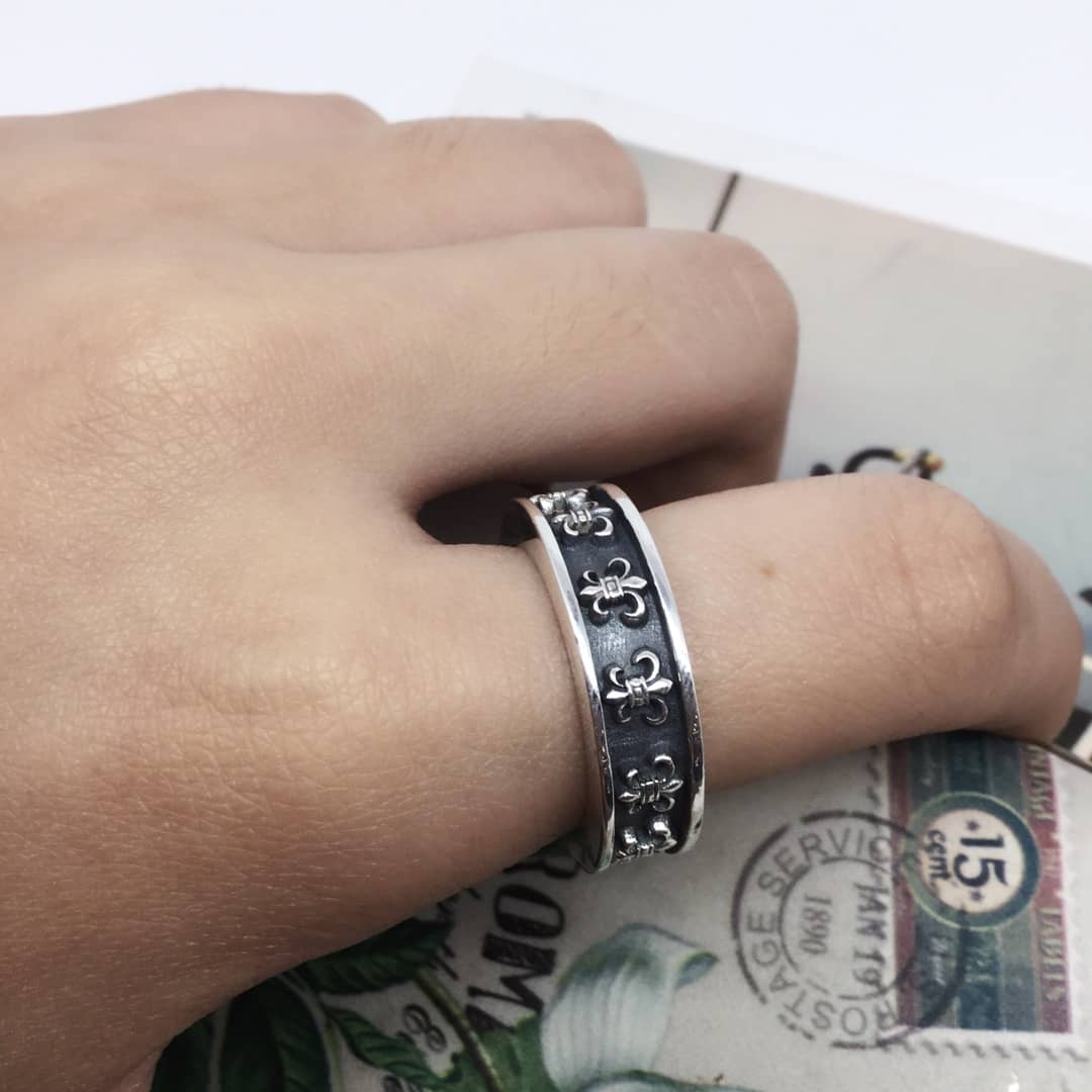 High Quality Ch*0me He**ts Ring