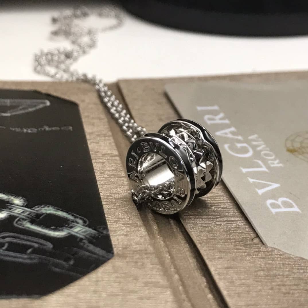 Knockoff Bv1g*ai Logo Necklace