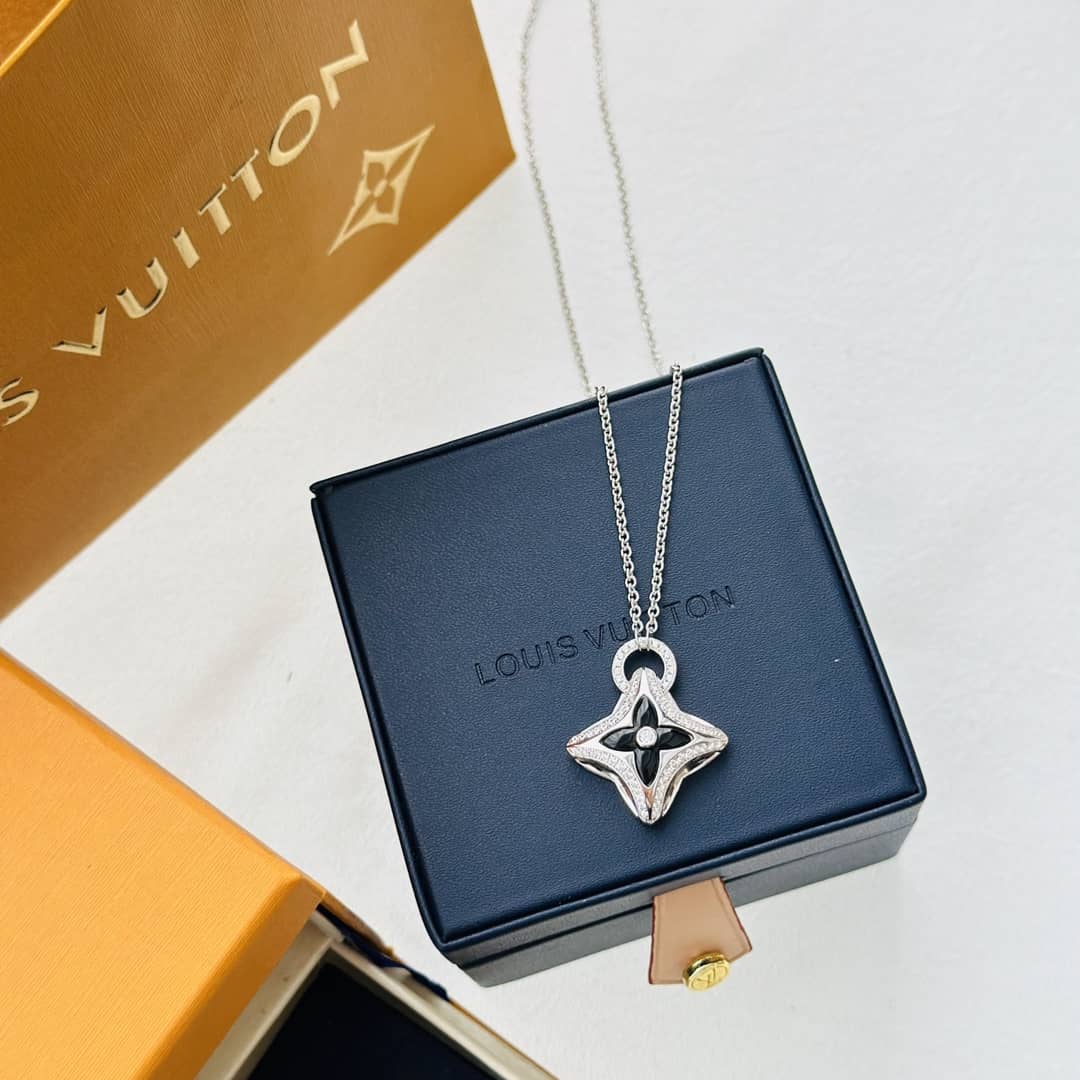 Top Quality L0vis Vvtt0n Necklace