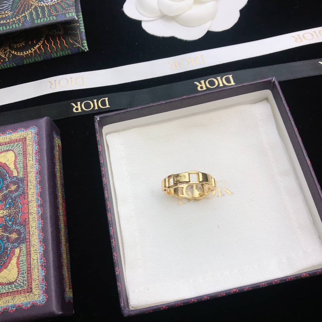 Cheap Chr1st1an D10r Ring