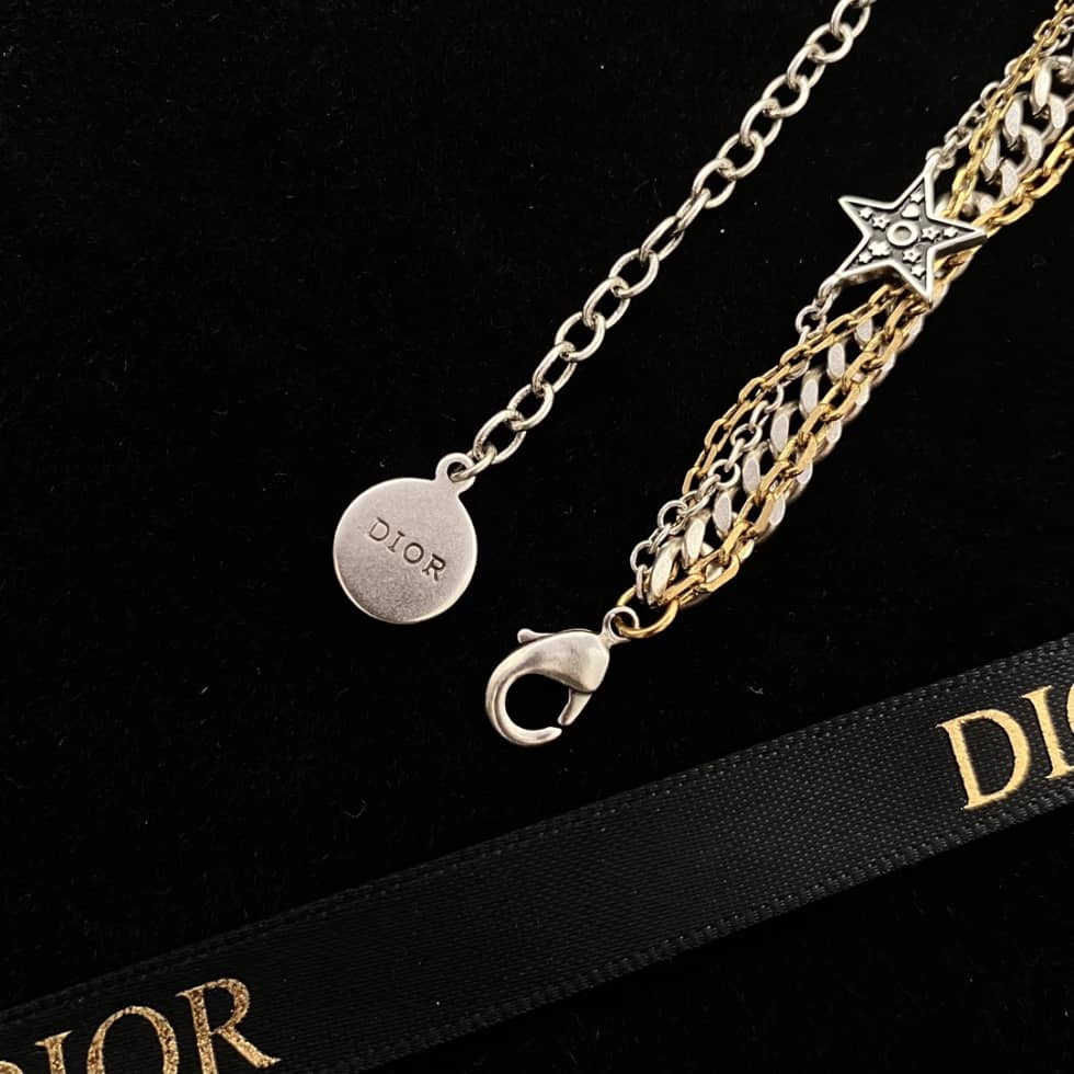 Top Quality Chr1st1an D10r Necklace