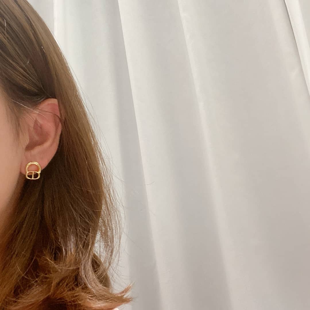 7 Star Chr1st1an D10r Earring