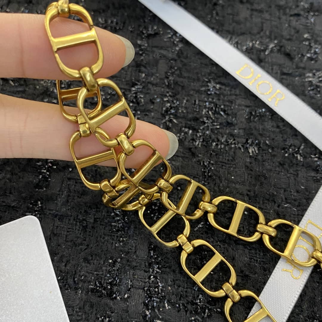 7 Star Chr1st1an D10r Necklace