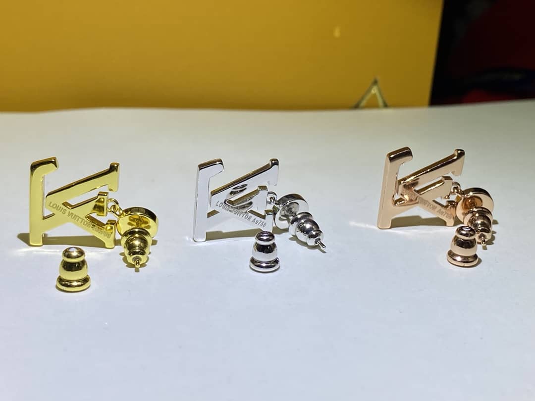 Replica L0vis Vvtt0n Earring