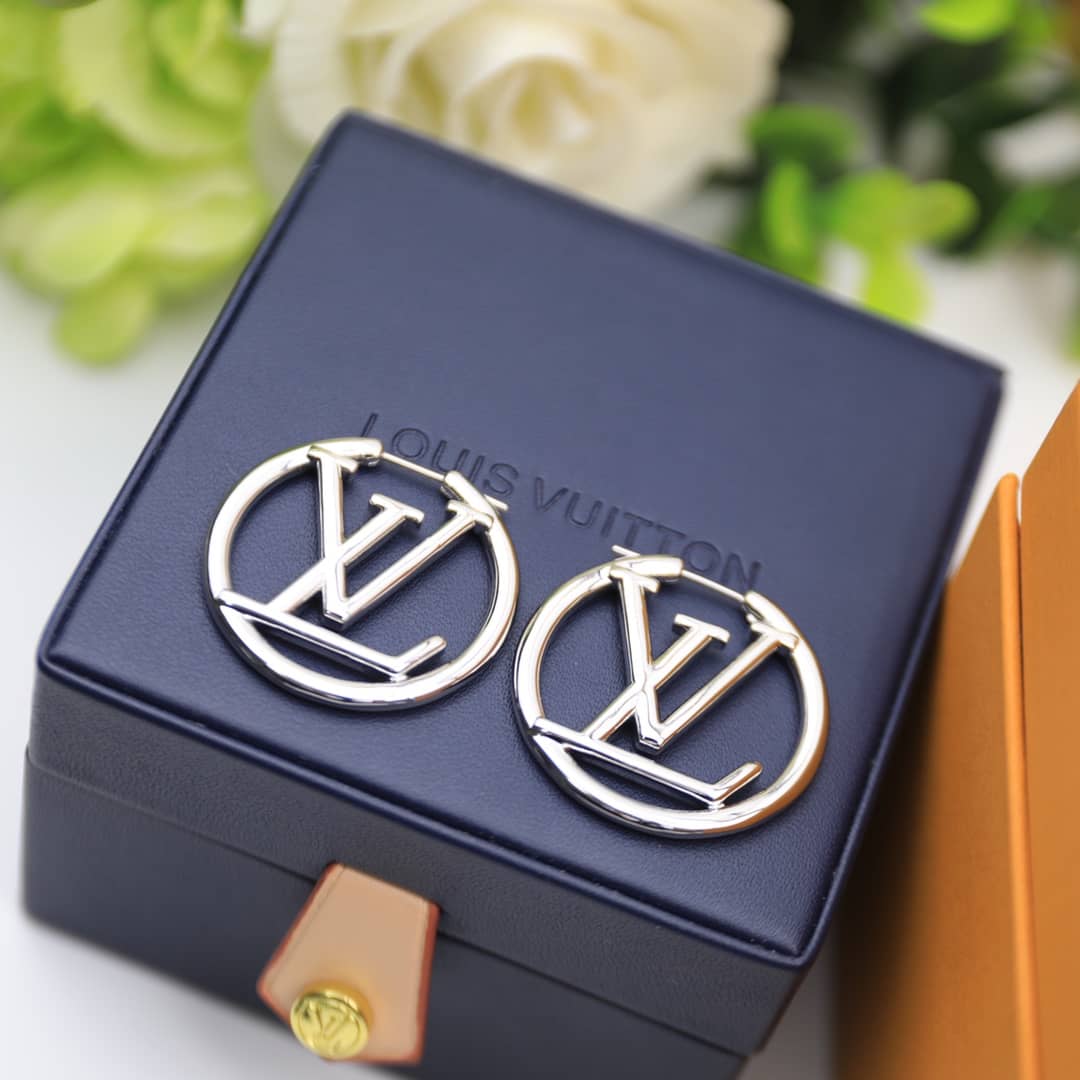 L0vis Vvtt0n Earring First Copy