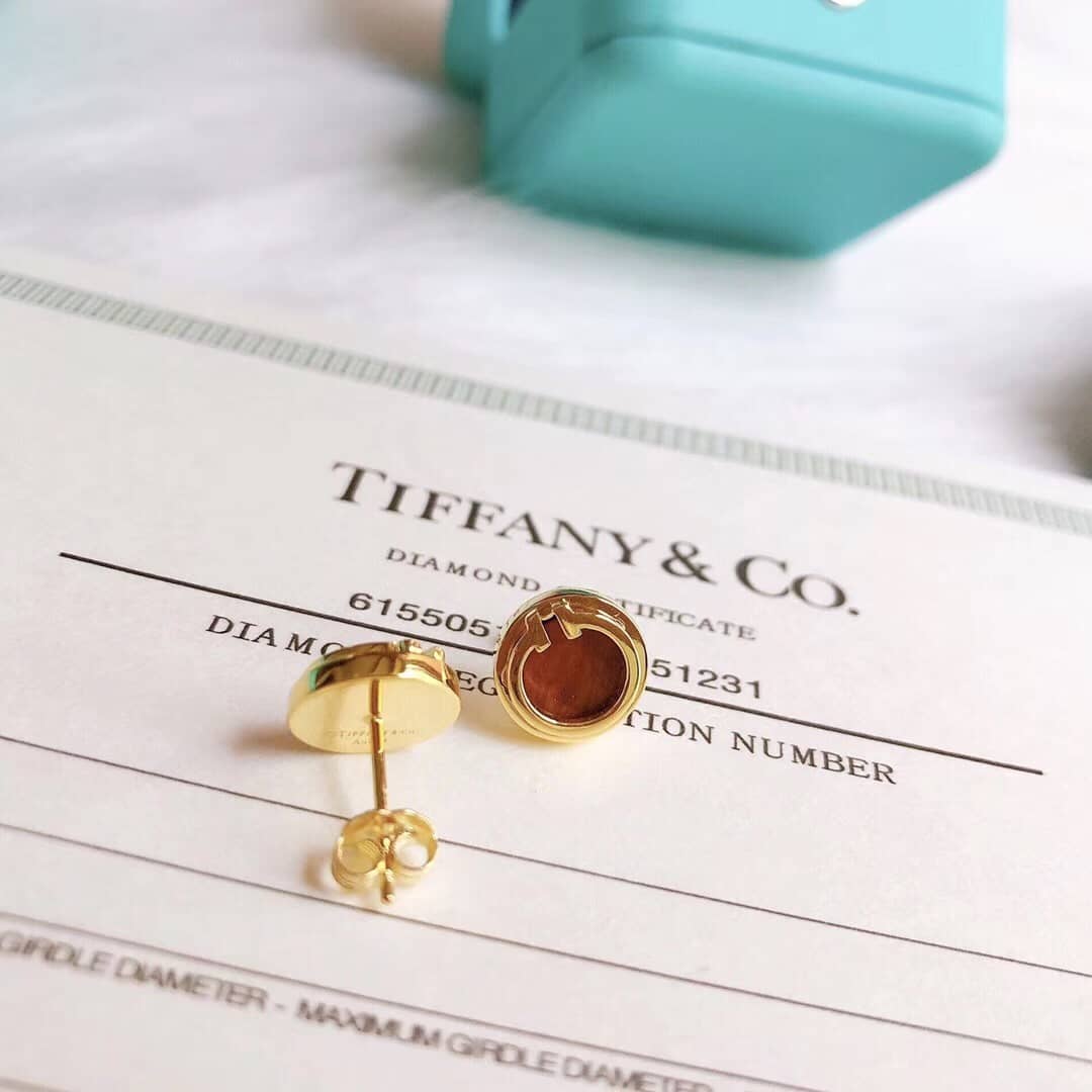 Designer T*f*ny Classic Earring