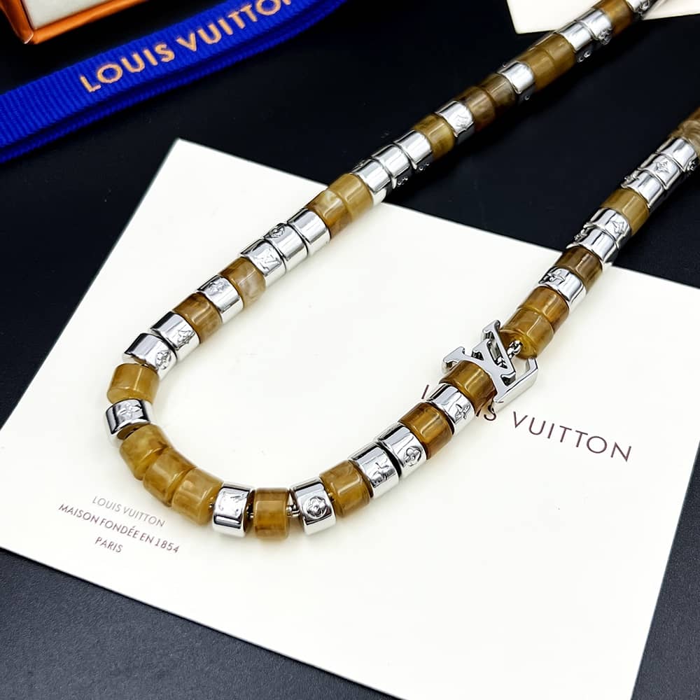 Fake L0vis Vvtt0n Logo Necklace