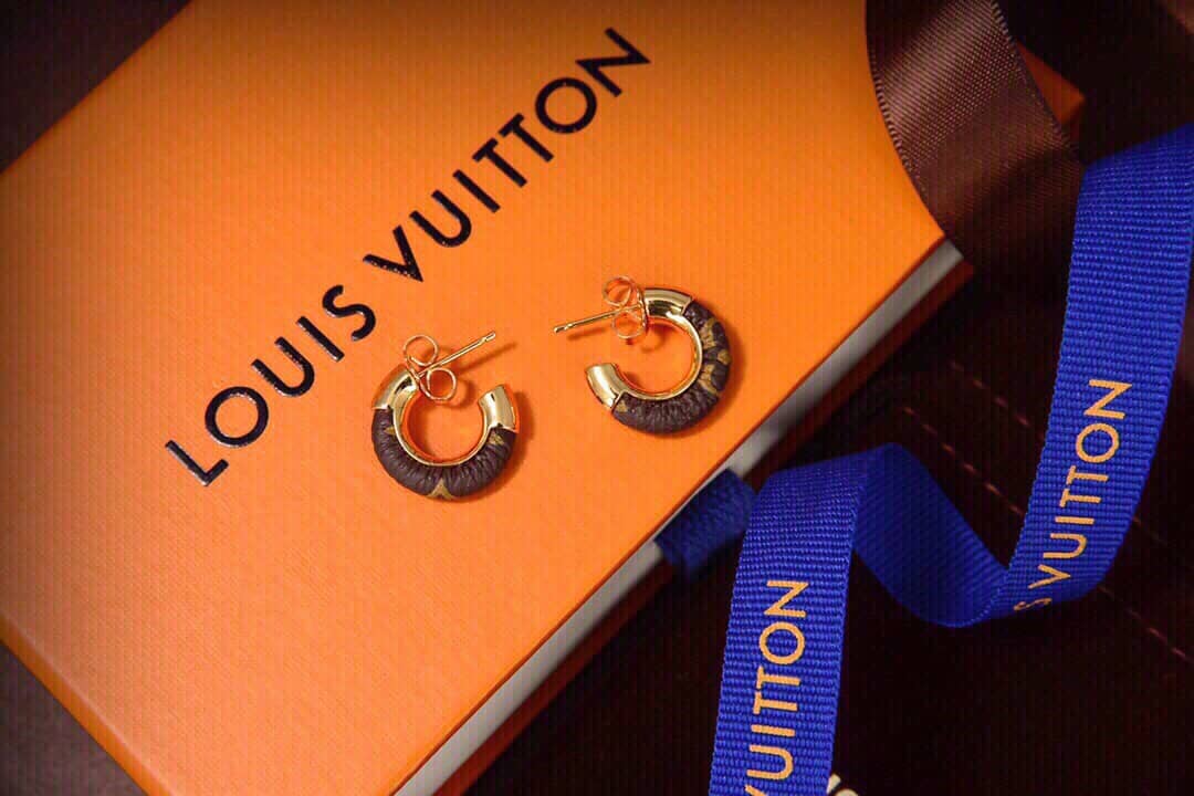 L0vis Vvtt0n Earring Copy