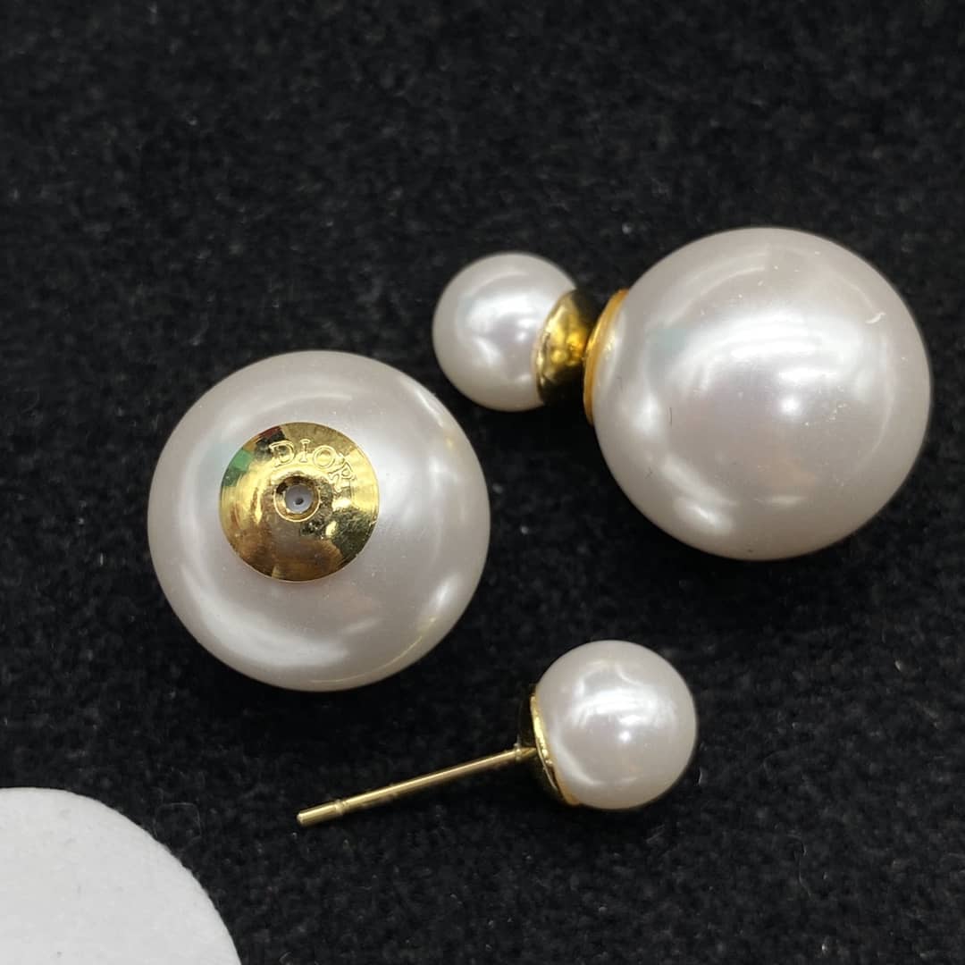 Luxury Chr1st1an D10r Classic AAA+ Earring