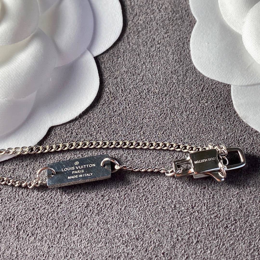 L0vis Vvtt0n Necklace First Copy