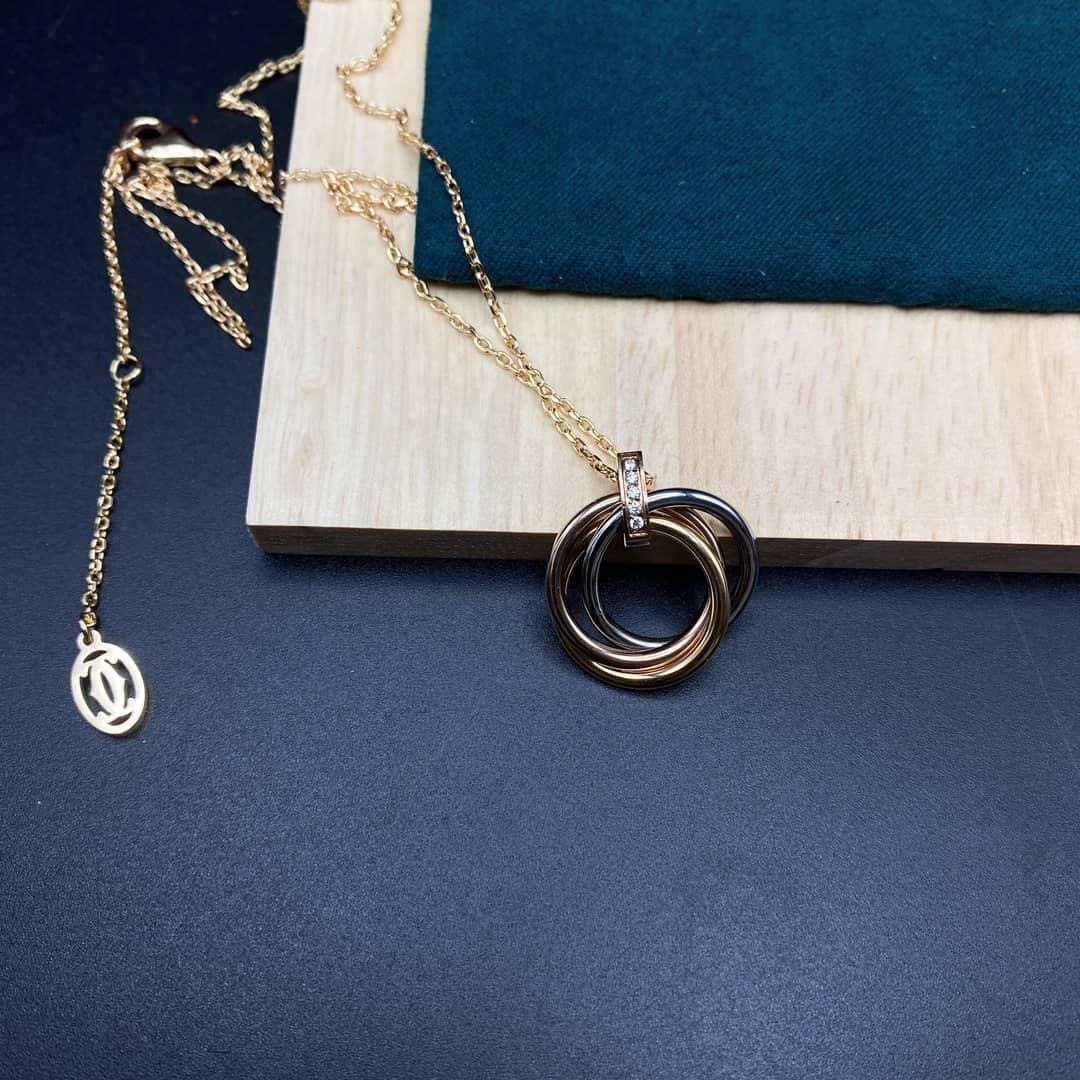 Ca*t1er Necklace For Sale