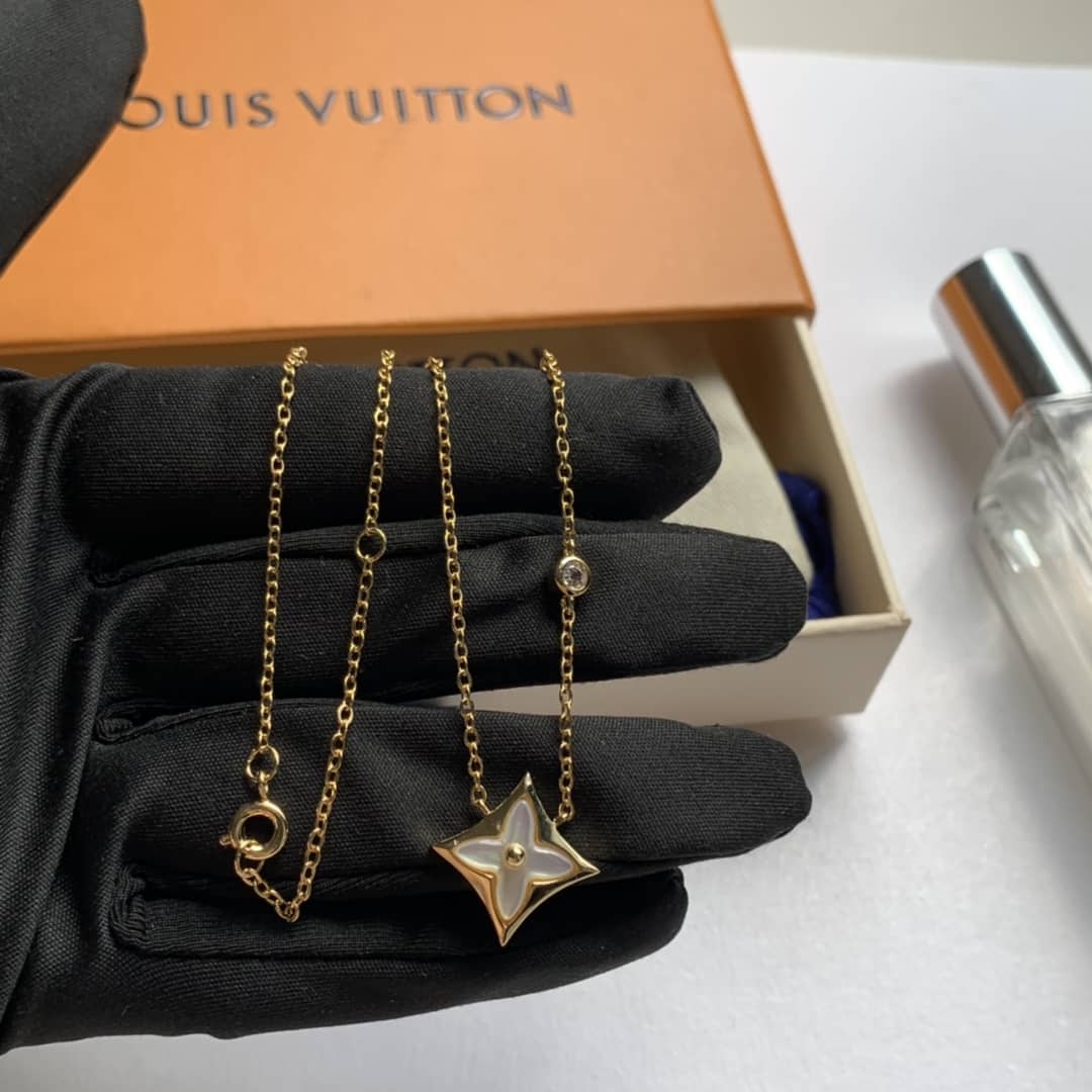 Top Quality L0vis Vvtt0n Necklace