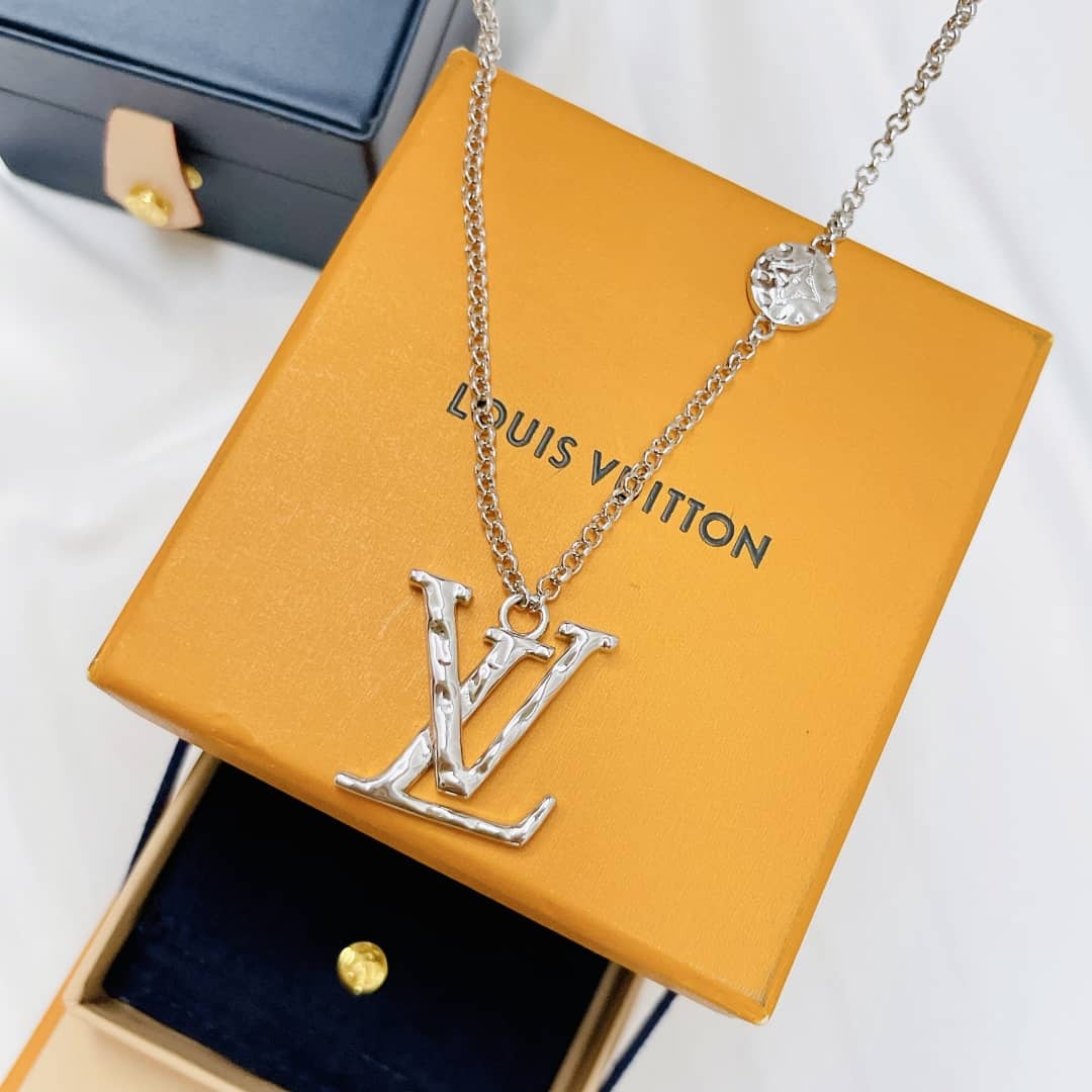 Designer L0vis Vvtt0n Classic Necklace